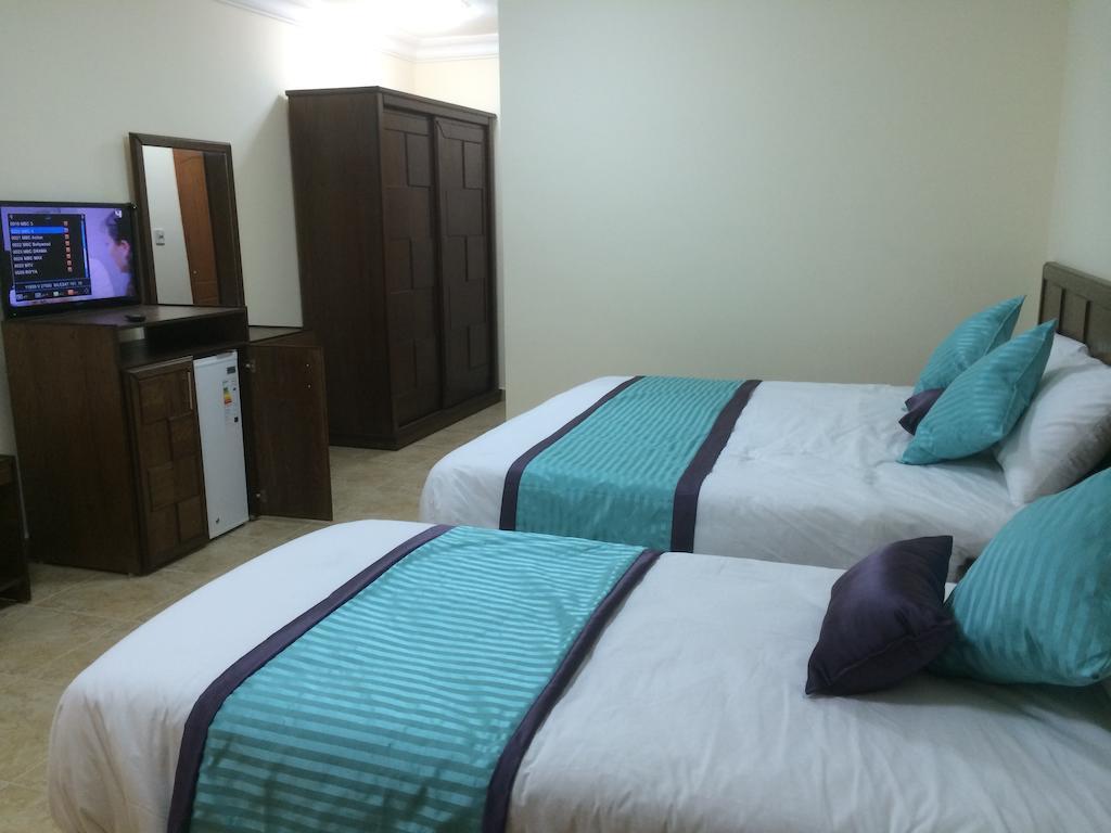 Almarsa Village Resort Акаба Стая снимка
