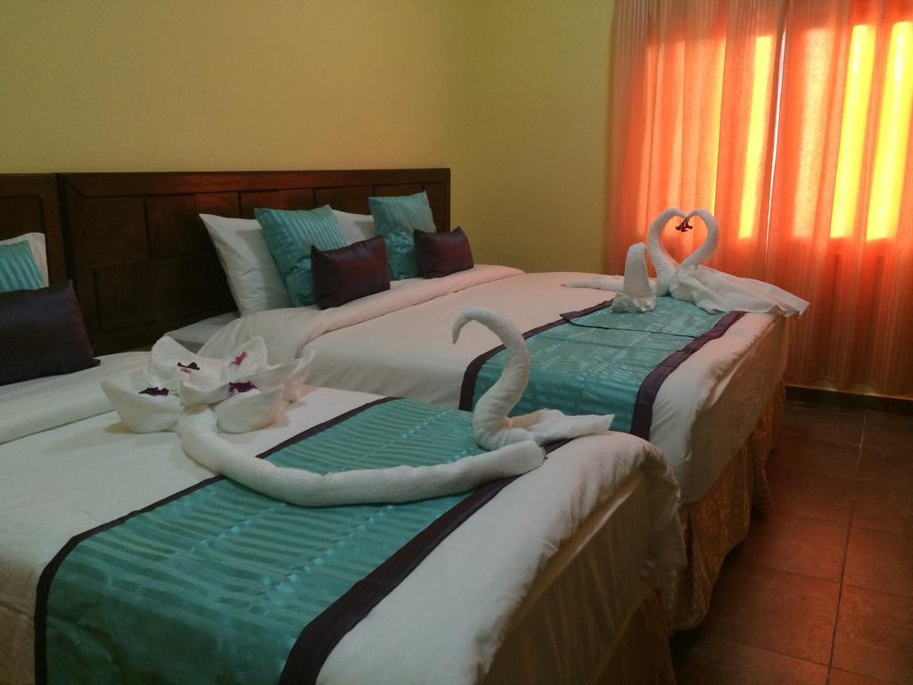 Almarsa Village Resort Акаба Стая снимка