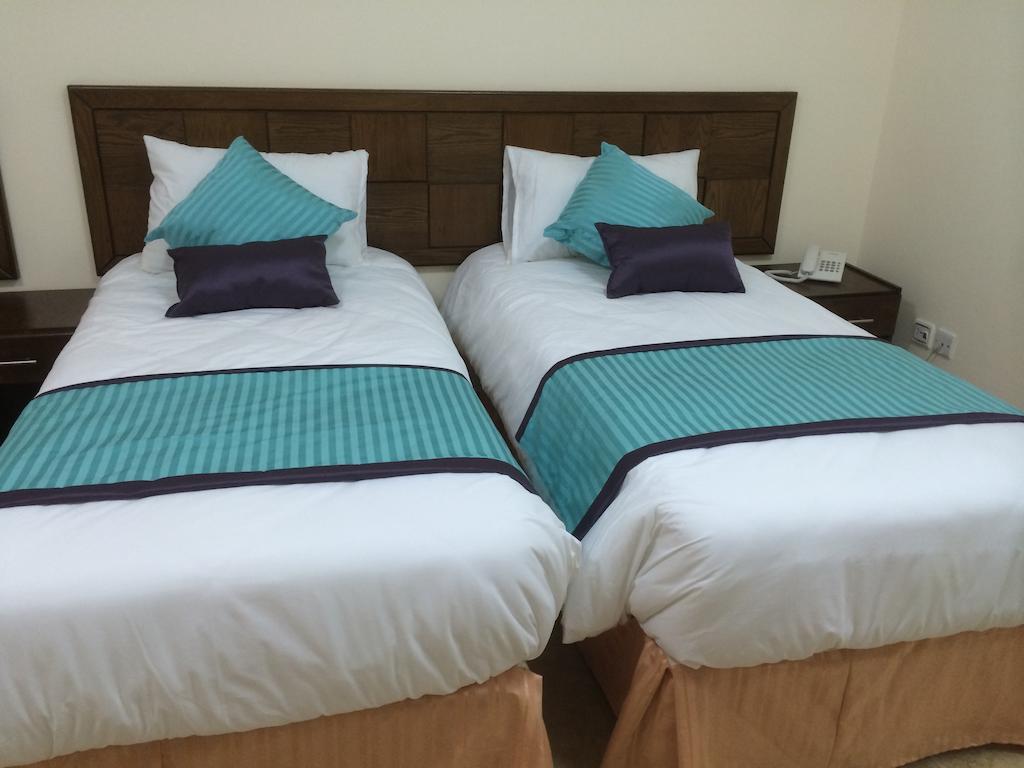 Almarsa Village Resort Акаба Стая снимка